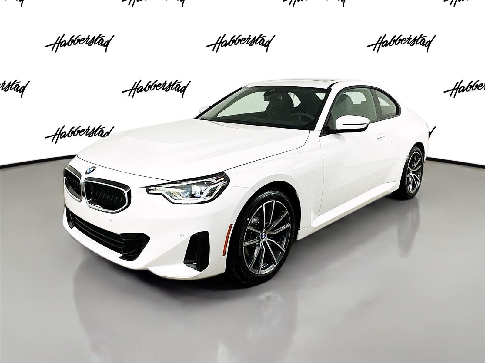 2025 BMW 2 Series 230i's photo