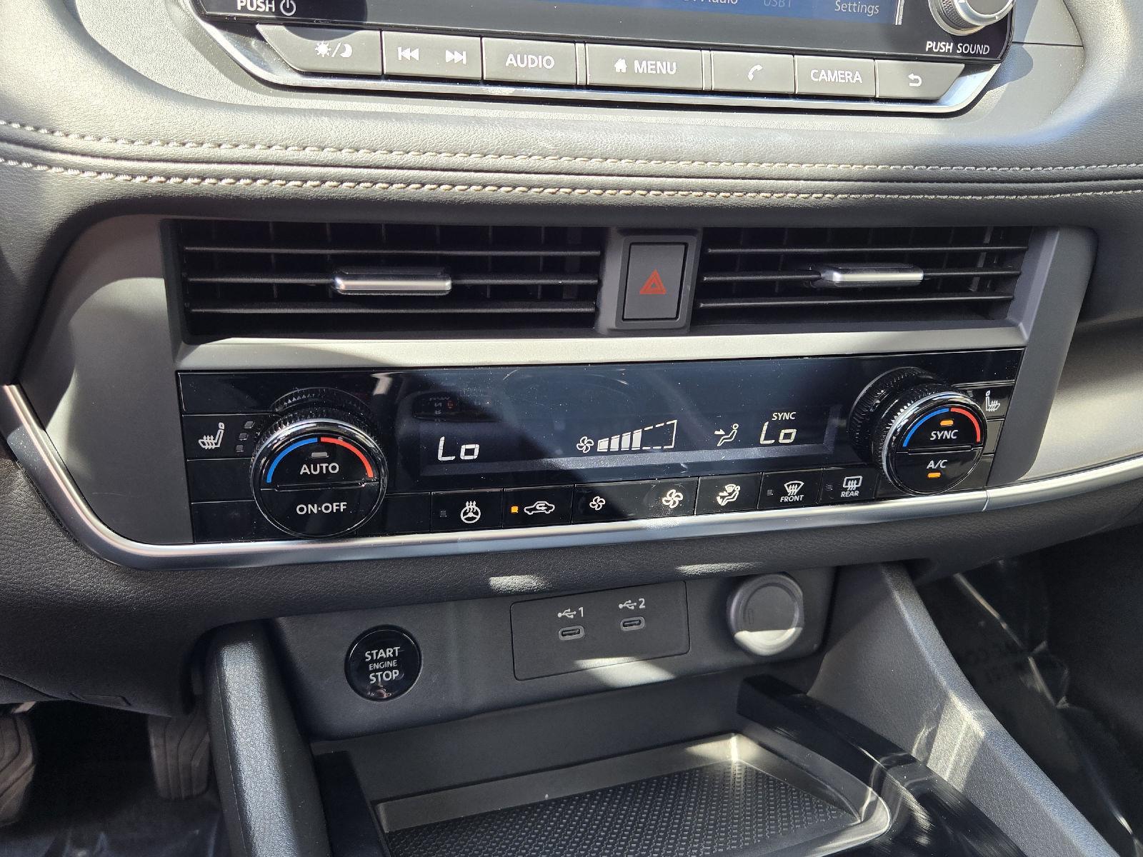 2024 Nissan Rogue SV photo 25