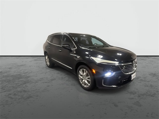 2023 Buick Enclave Premium photo 3