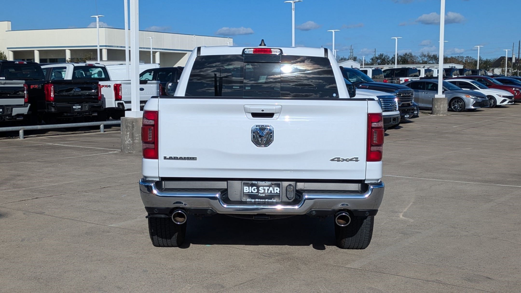 2024 Ram 1500 Laramie photo 4