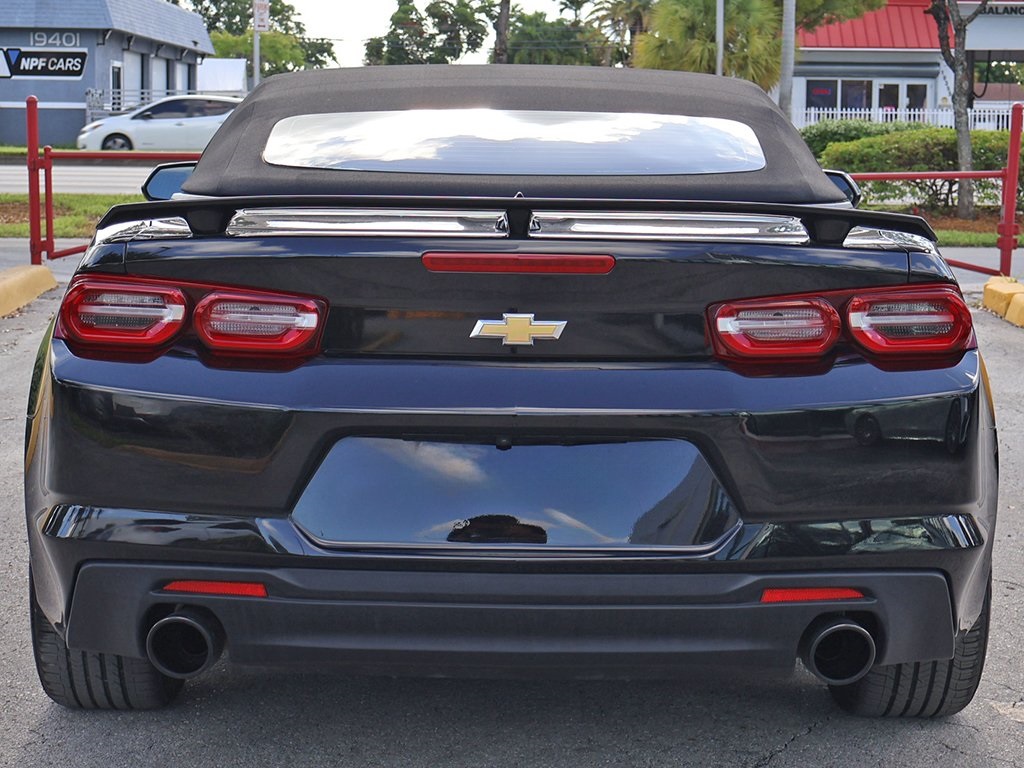 2023 Chevrolet Camaro 2LT photo 9