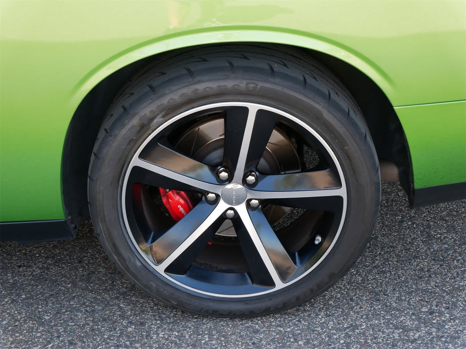 2011 Dodge Challenger SRT8 photo 19