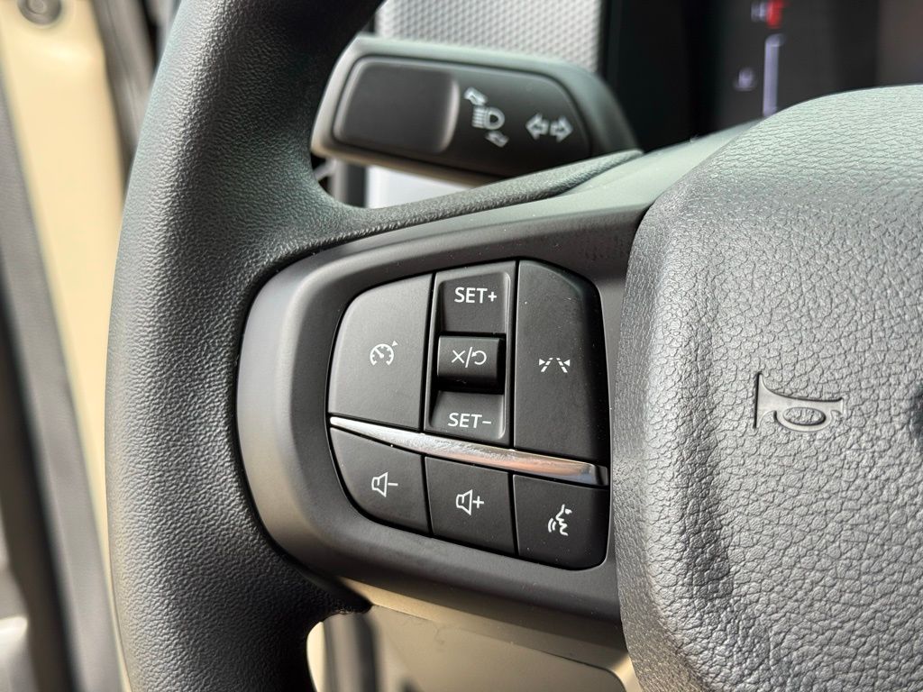 2025 Ford Ranger XL photo 12