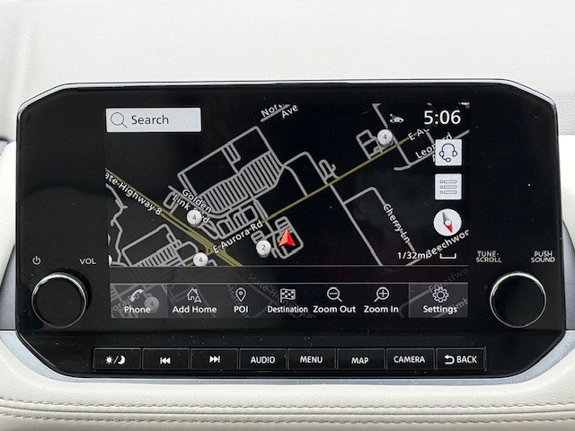 2023 Nissan Rogue SL photo 17