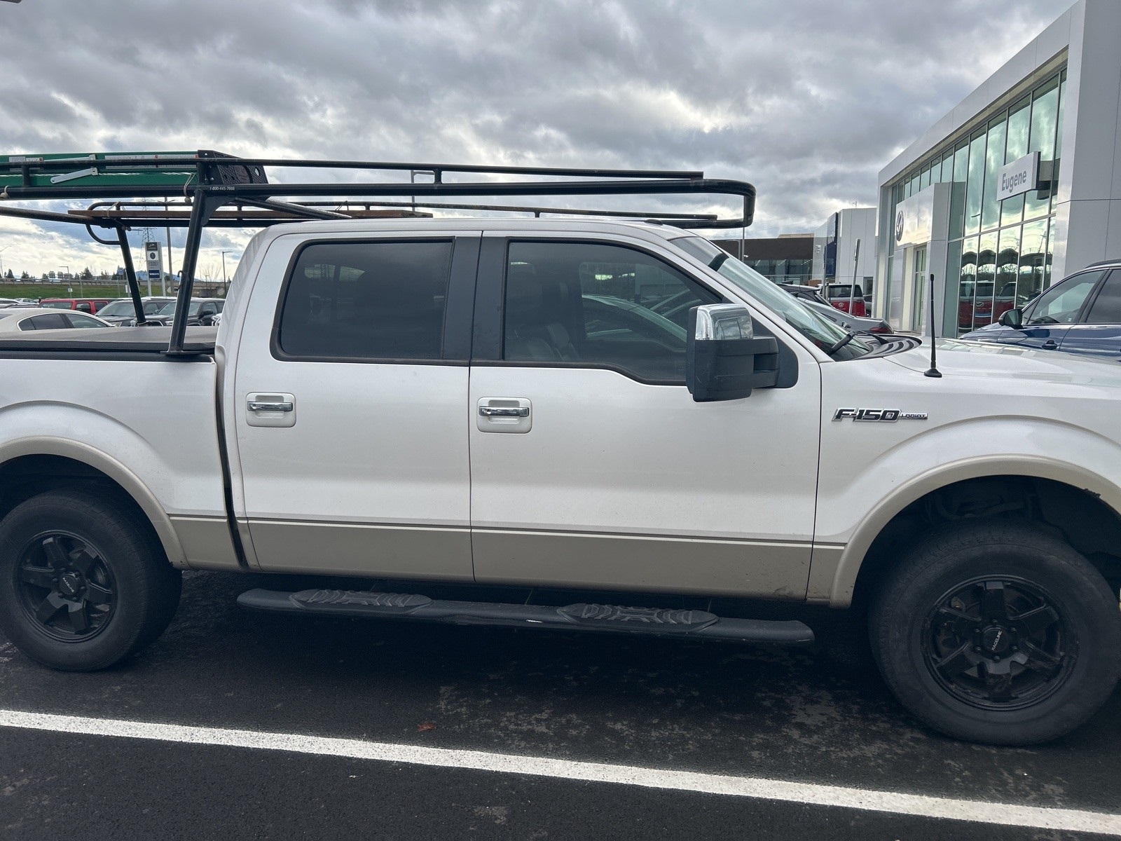 2010 Ford F-150 Lariat's photo