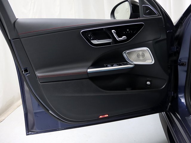 2025 Mercedes Benz C 43 AMG 4MATIC photo 25