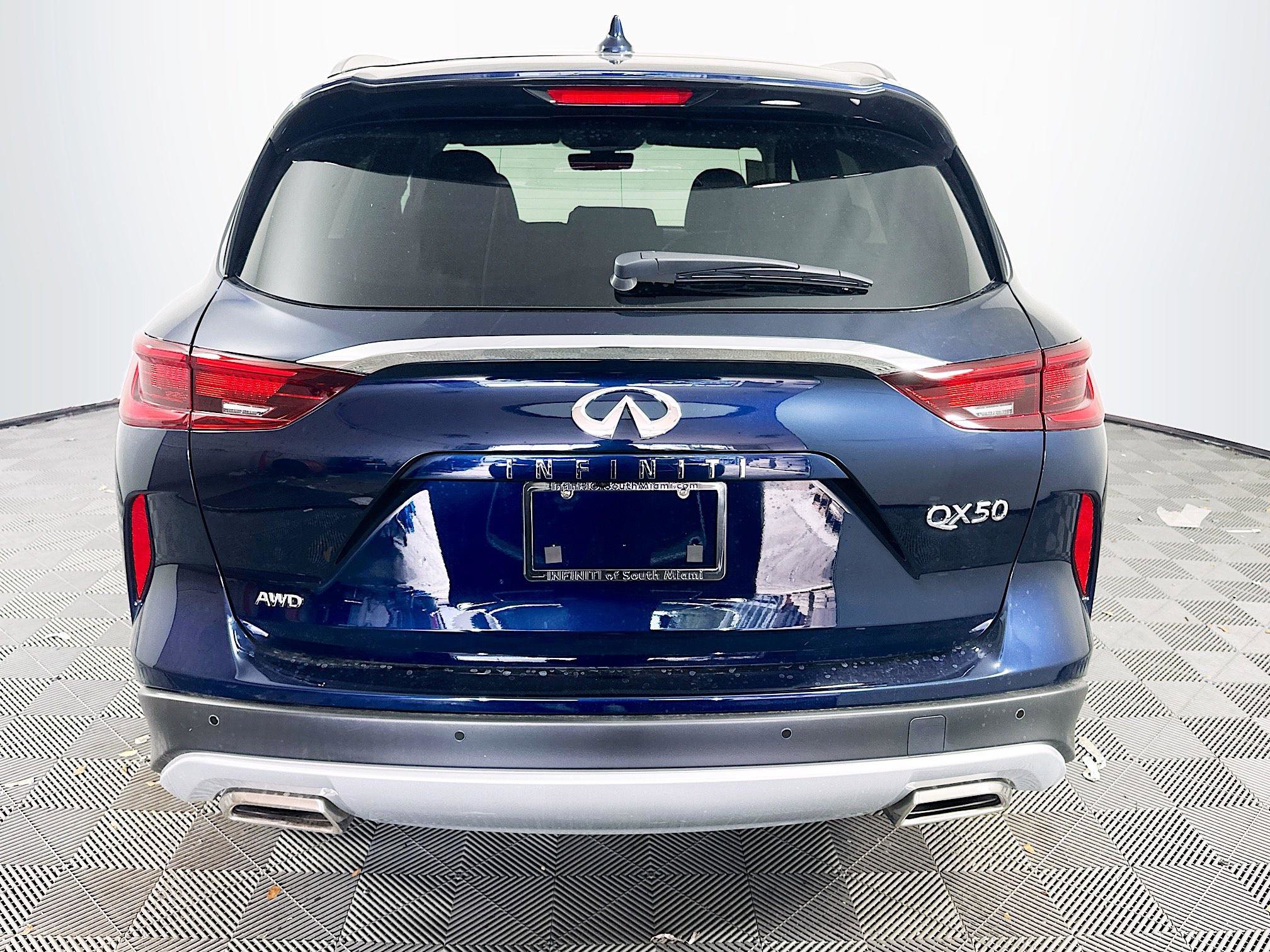 2025 Infiniti QX50 Luxe AWD photo 5