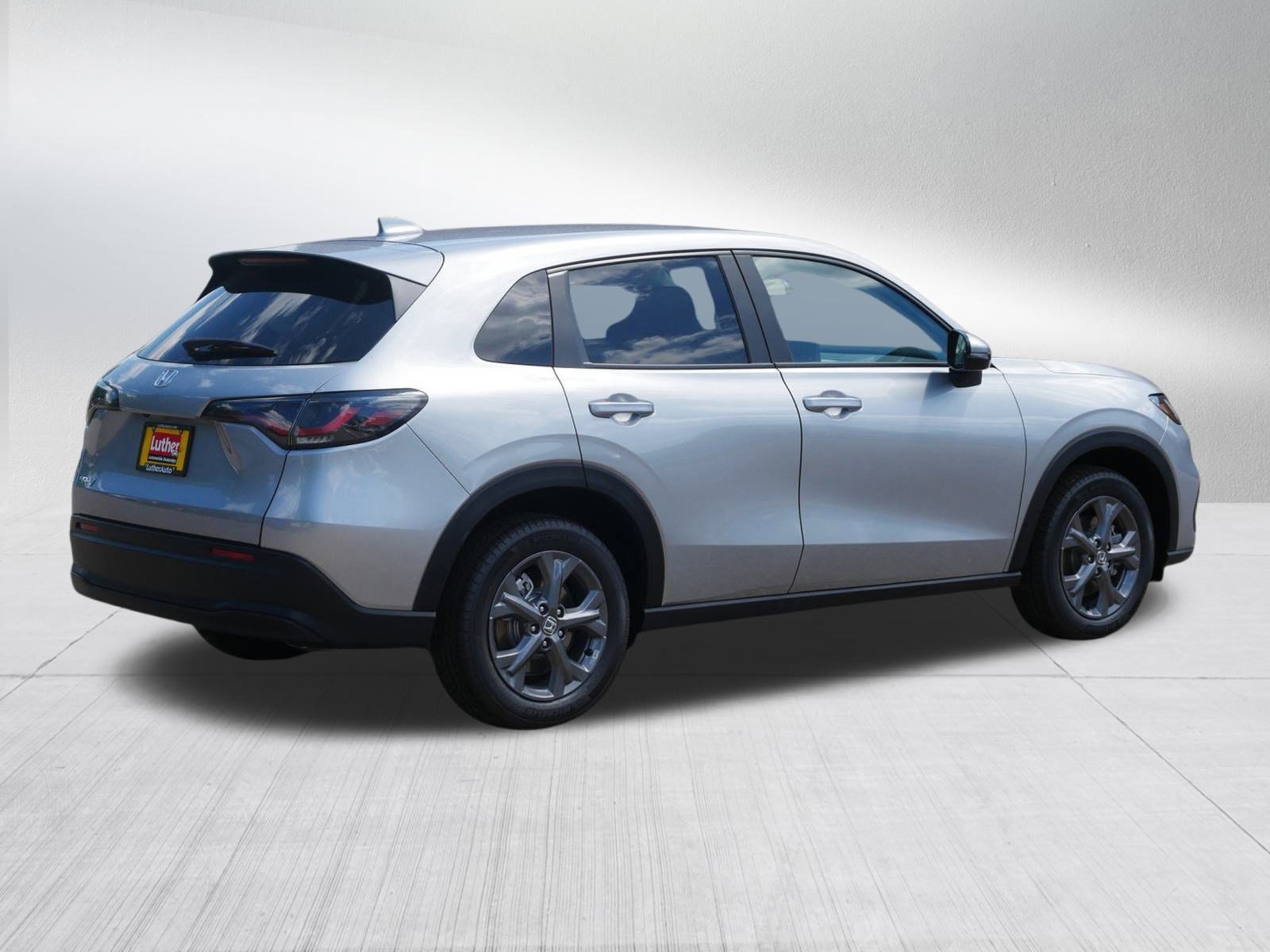 2026 Honda HR-V LX photo 7