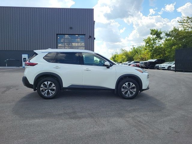 2021 Nissan Rogue SV photo 2