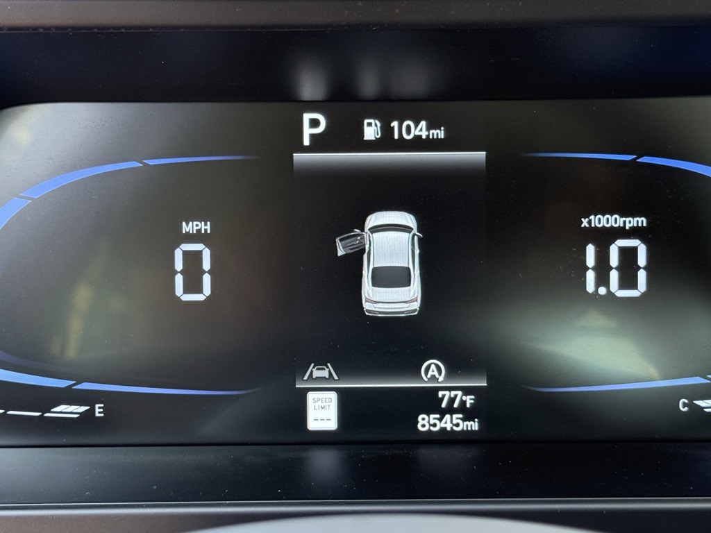 2025 Hyundai Elantra SE photo 16