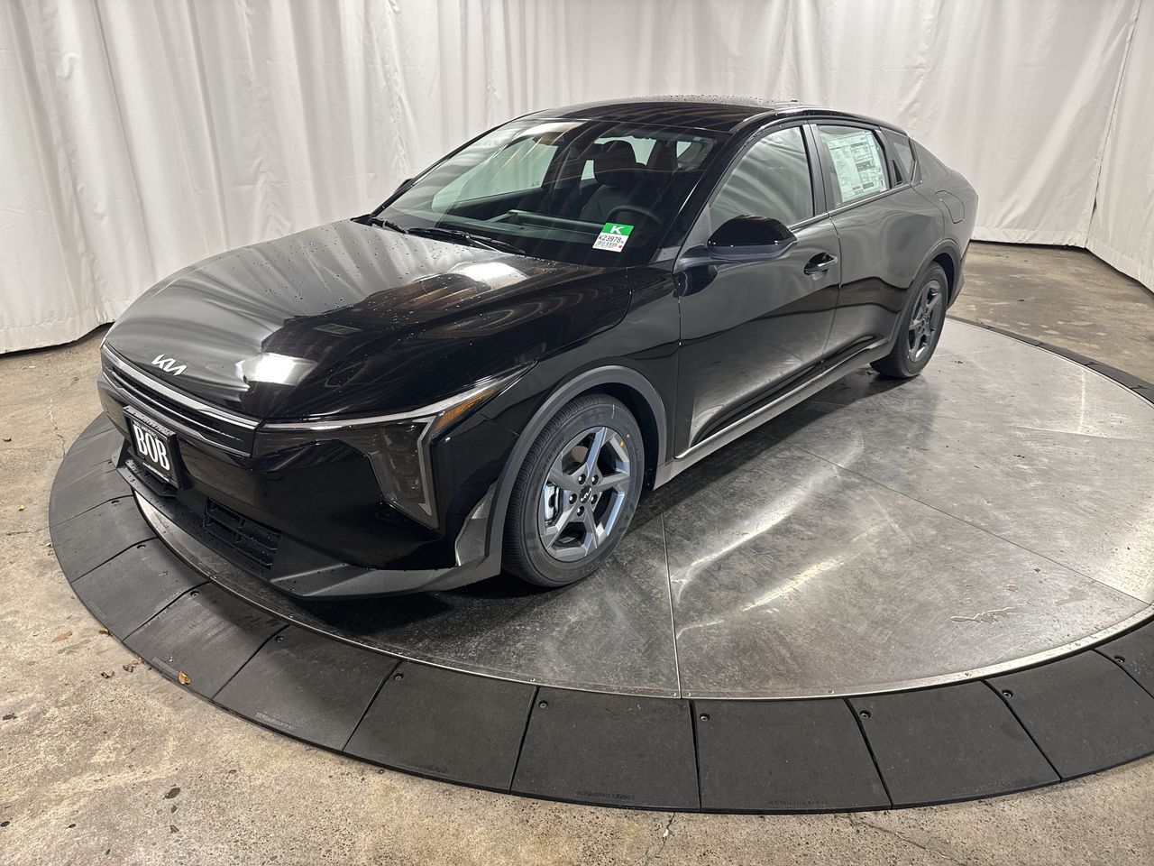 2025 Kia K4 LXS's photo