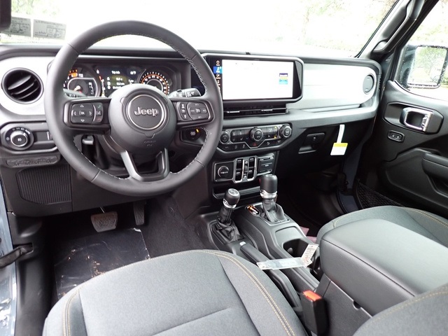 2025 Jeep Wrangler Sport S photo 13