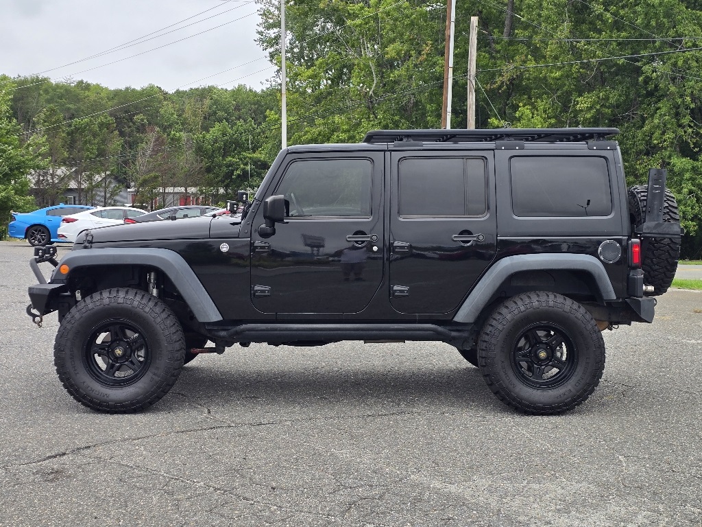 2016 Jeep Wrangler Unlimited Rubicon photo 22