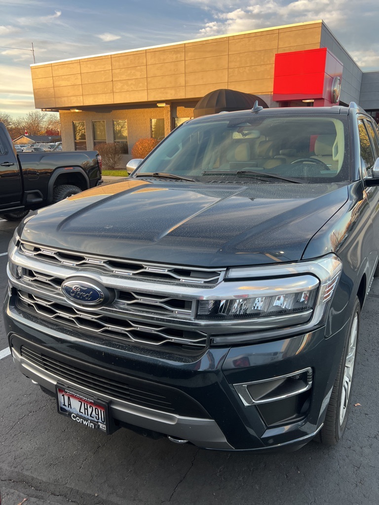 2023 Ford Expedition Platinum photo 4