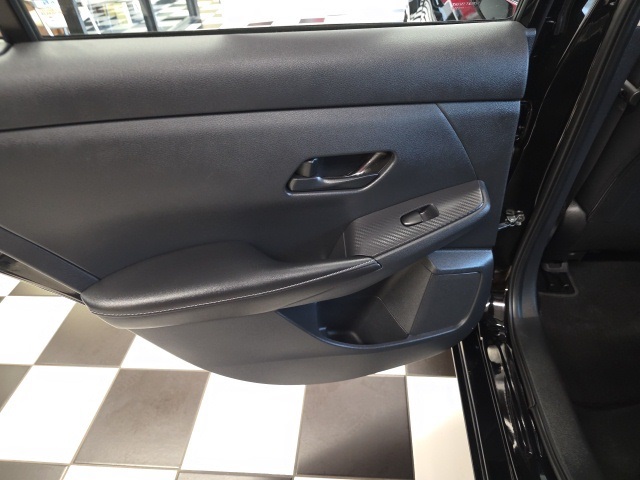 2024 Nissan Sentra S photo 7