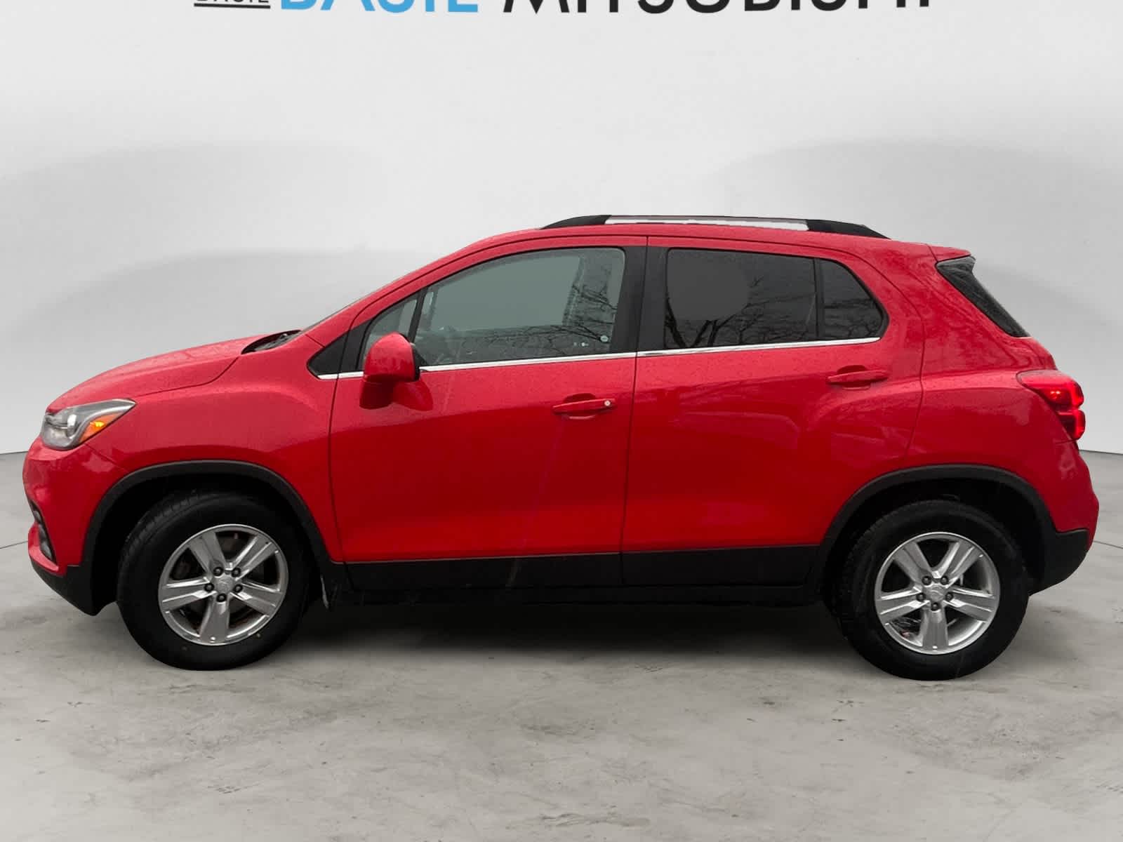 Used 2018 Chevrolet Trax LT with VIN 3GNCJLSB8JL208374 for sale in Buffalo, NY