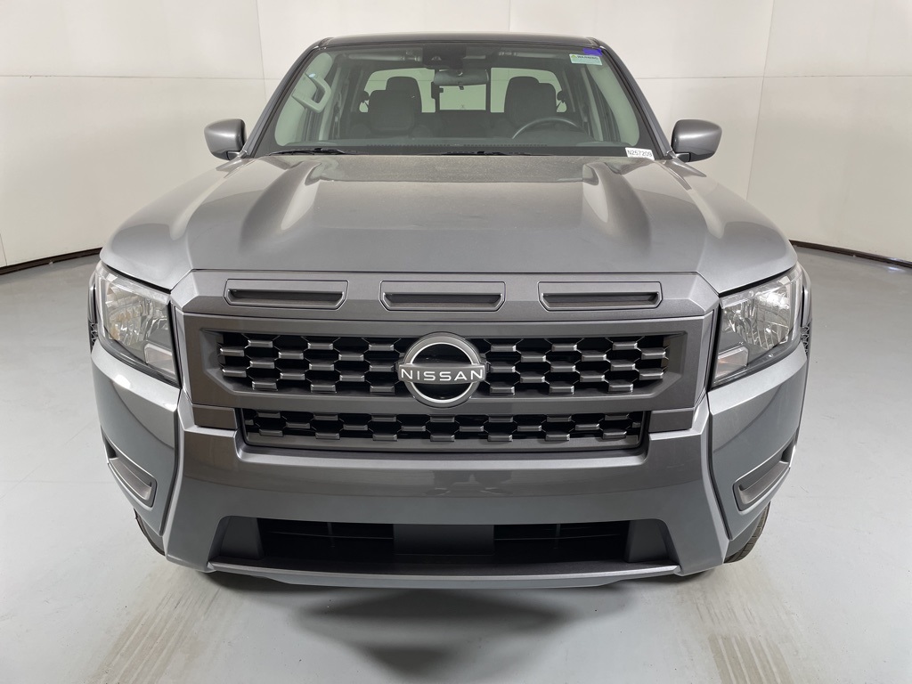2025 Nissan Frontier Crew Cab SV photo 3