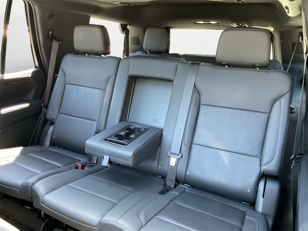 2022 Chevrolet Tahoe LT photo 9