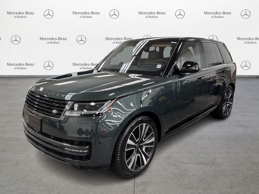 2024 Land Rover Range Rover SE's photo