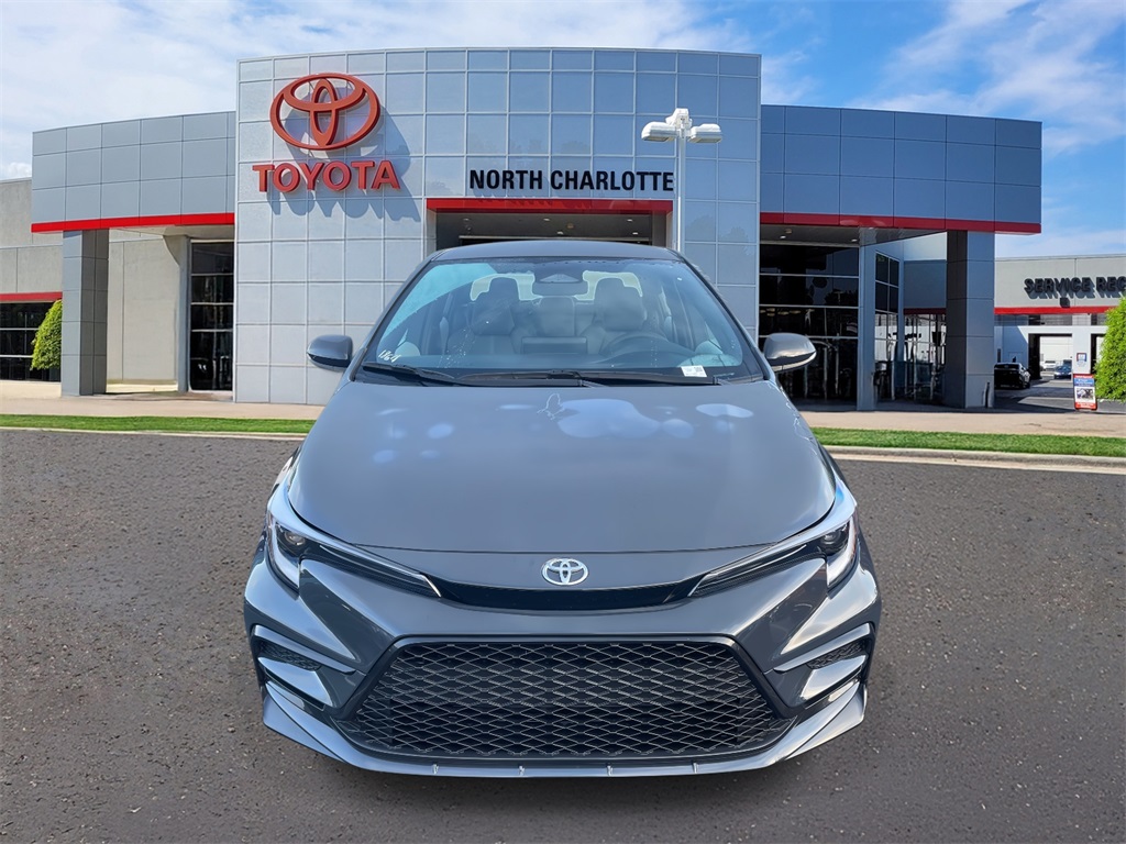 2026 Toyota Corolla SE photo 2