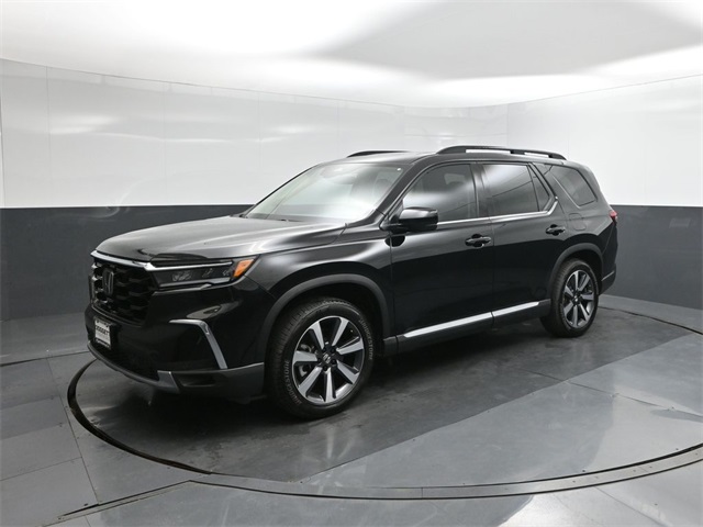 2025 Honda Pilot Touring's photo