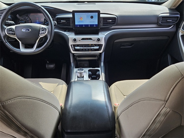 2021 Ford Explorer XLT photo 7