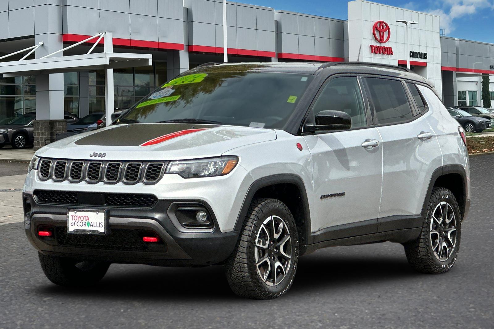 2024 Jeep Compass Trailhawk photo 7