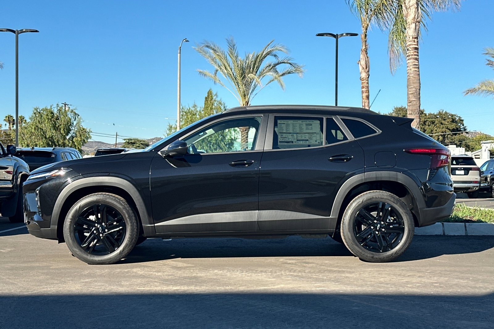 2026 Chevrolet Trax ACTIV photo 2