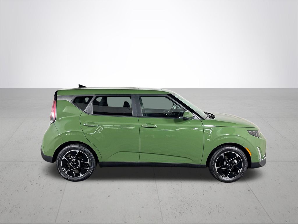 2023 Kia Soul EX photo 5