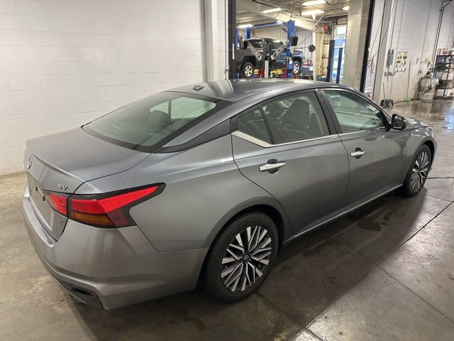 2023 Nissan Altima 2.5 SV photo 4