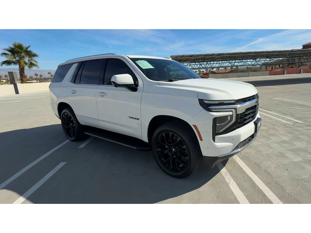 2025 Chevrolet Tahoe LS photo 2