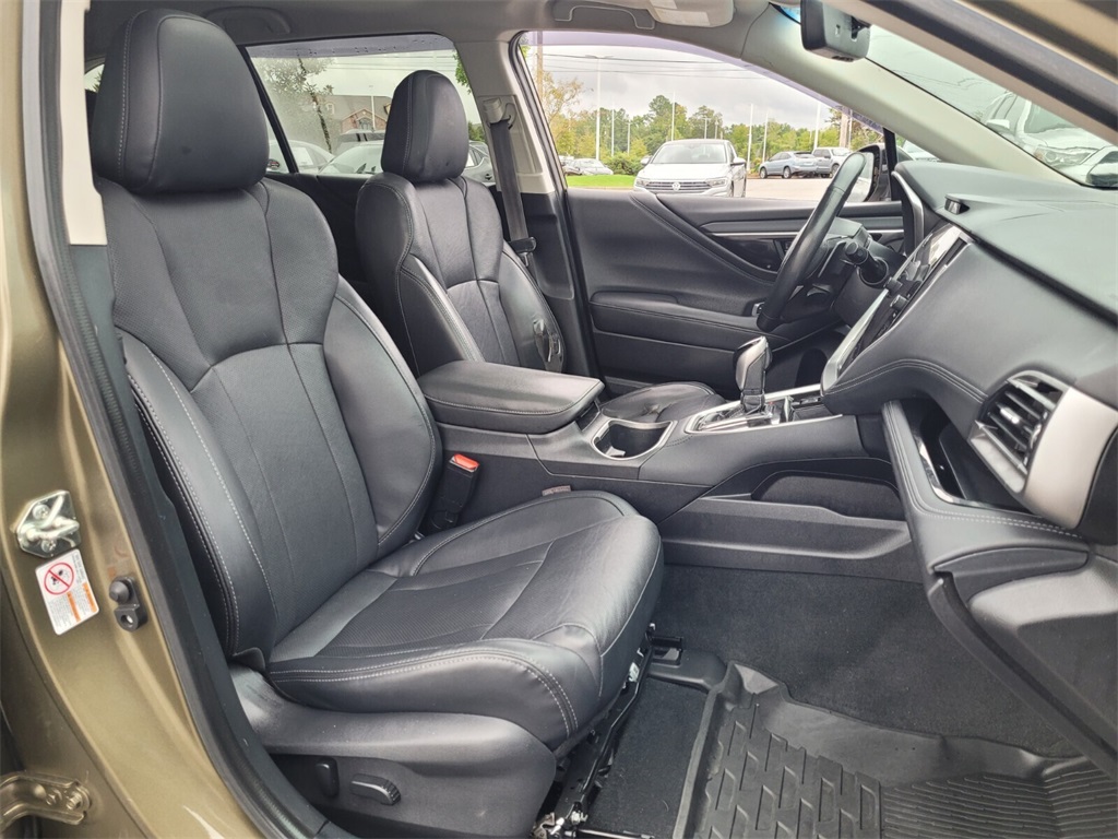 2020 Subaru Outback Limited photo 12