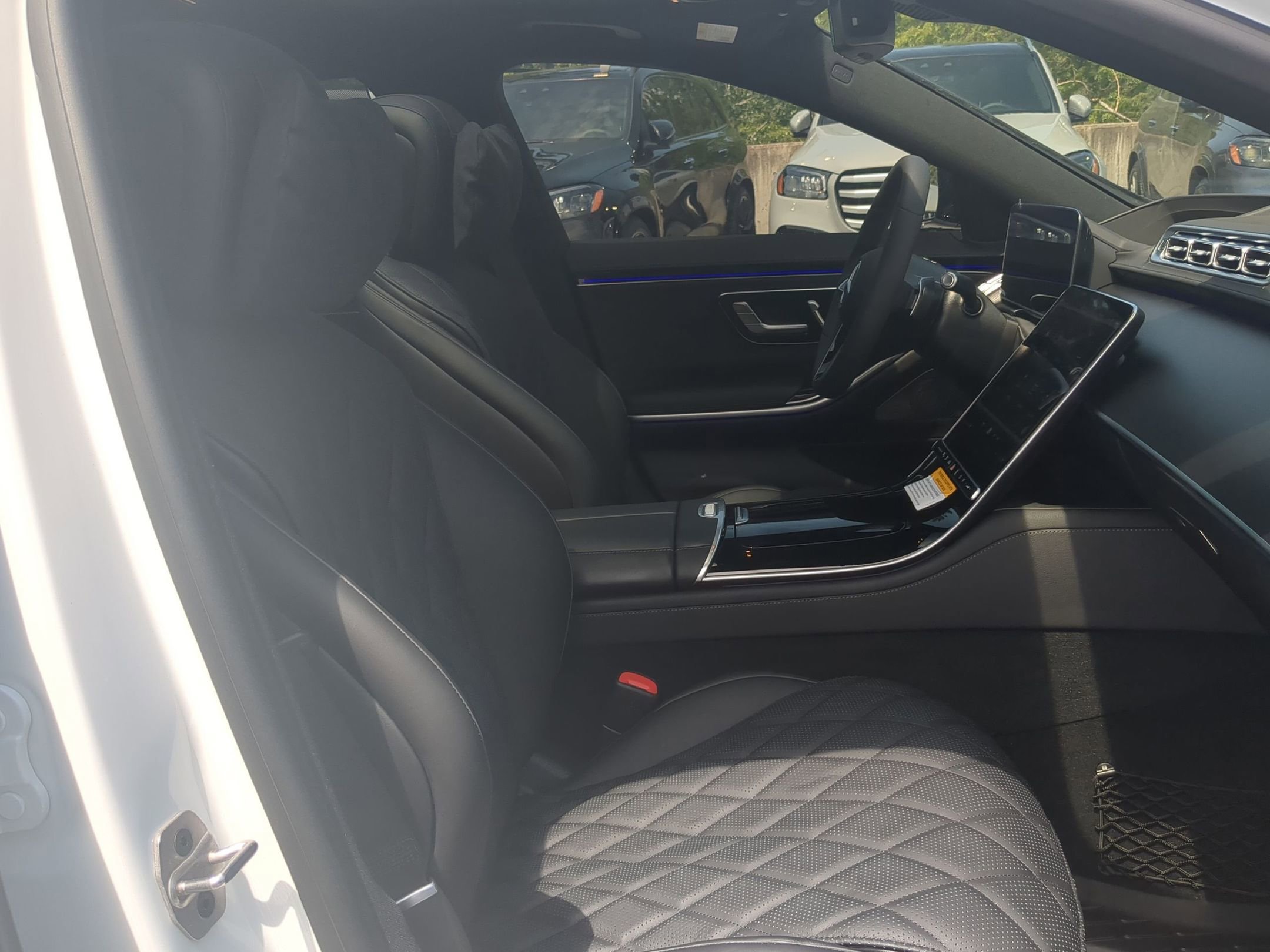 2025 Mercedes Benz S 580e 4MATIC photo 11