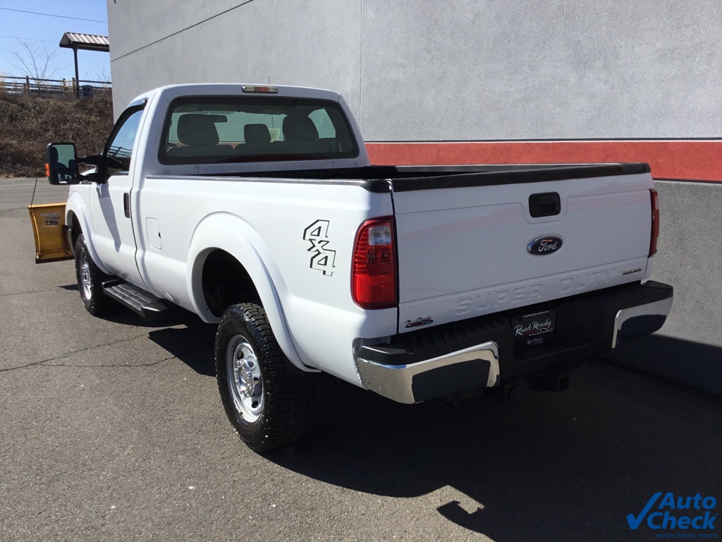 2015 Ford F-250 photo 2