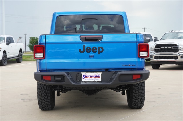 2025 Jeep Gladiator Sport photo 7