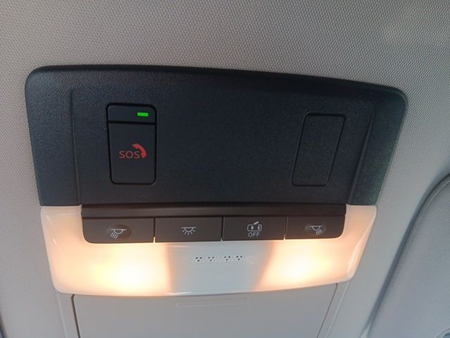 2025 Nissan Pathfinder SL photo 16