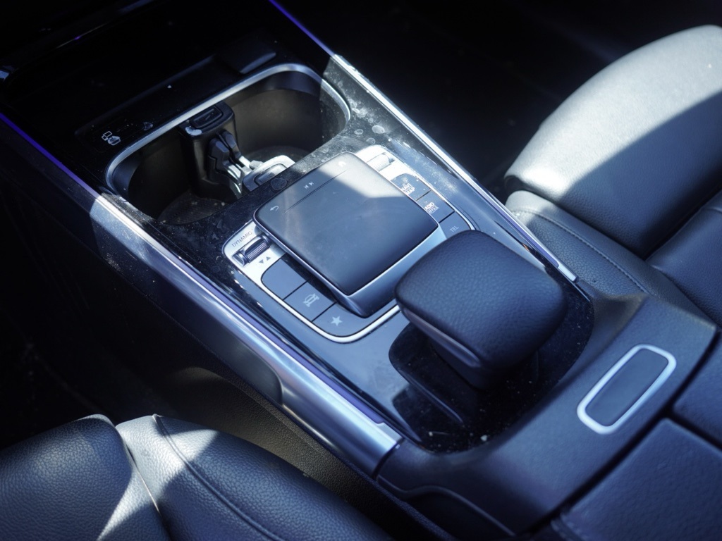 2020 Mercedes Benz GLB 250 photo 19
