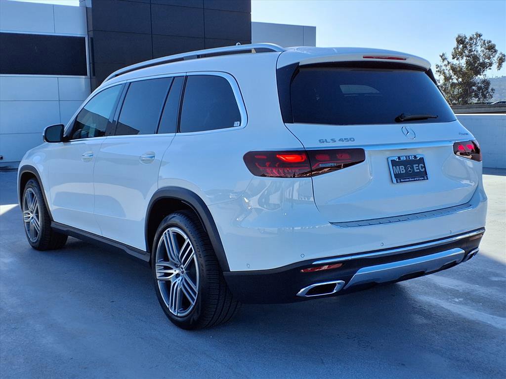 2026 Mercedes Benz GLS 450 4MATIC photo 21