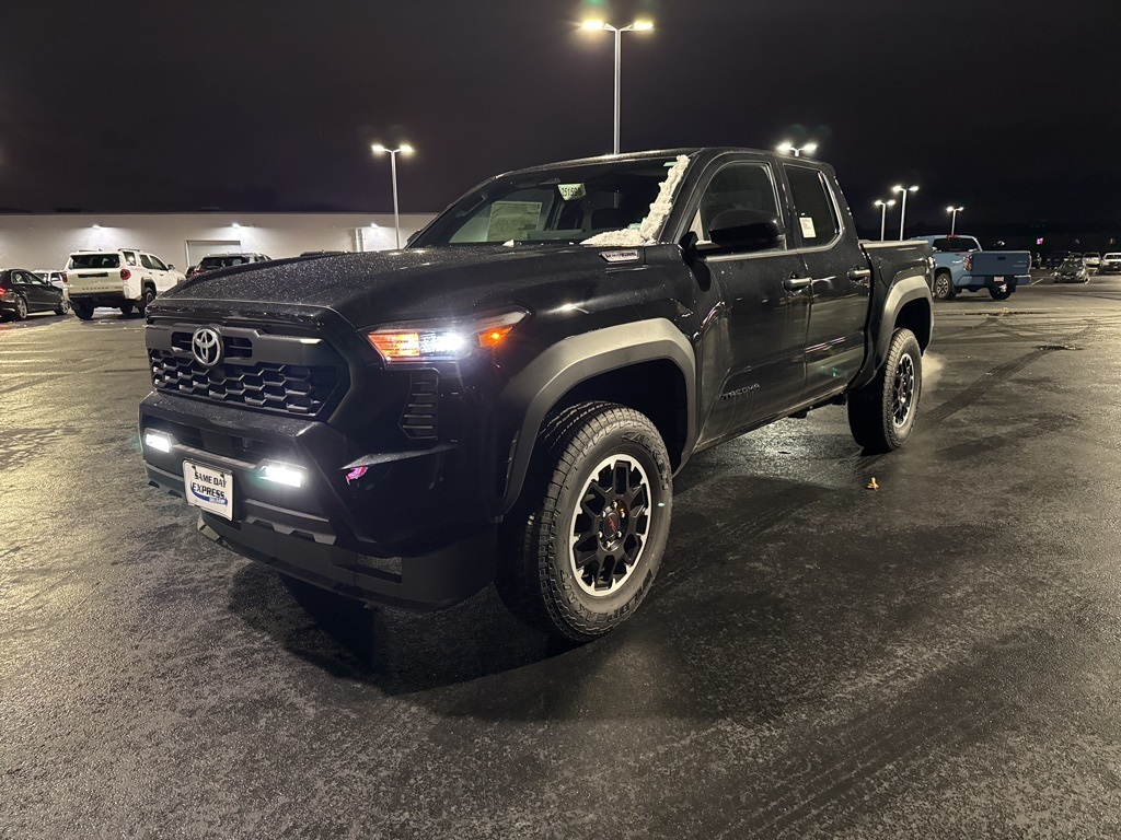 2025 Toyota Tacoma TRD Off Road's photo