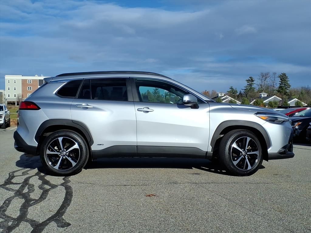 2024 Toyota Corolla Hybrid XSE photo 2