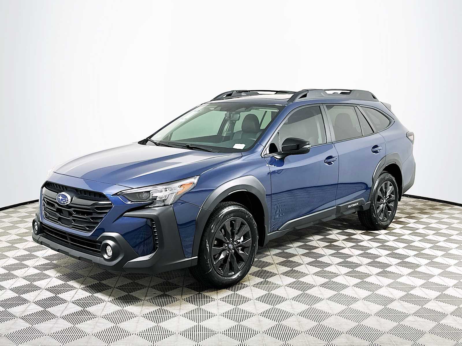 2025 Subaru Outback Onyx Edition photo 3