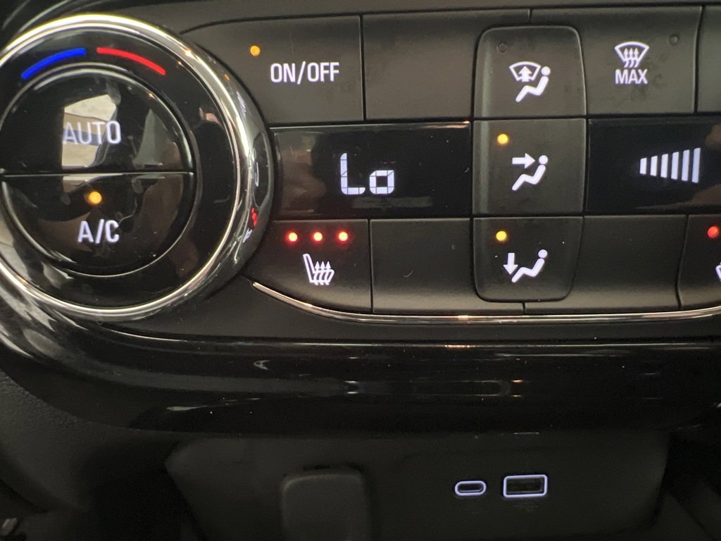 2024 Chevrolet Trax ACTIV photo 12