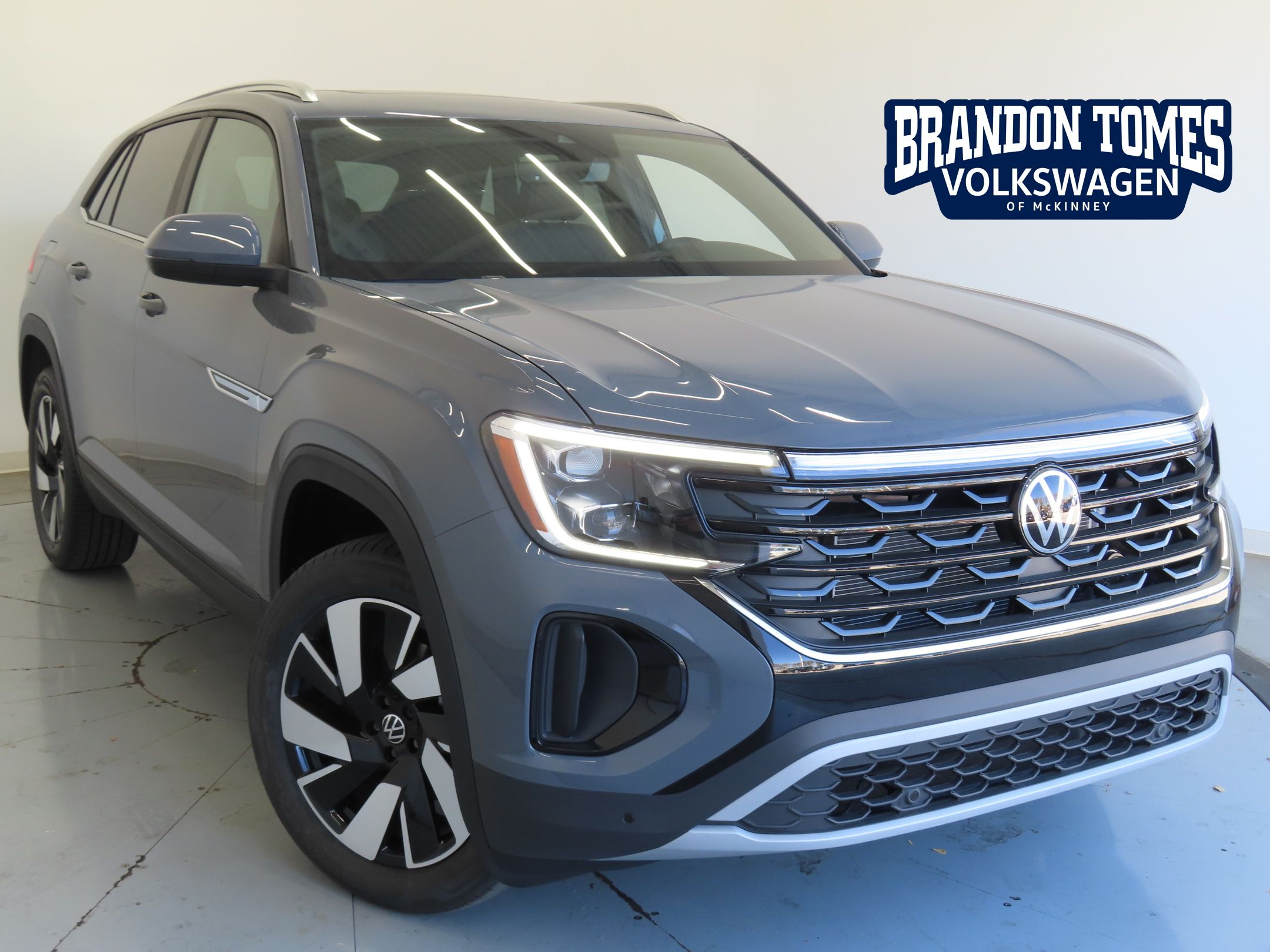 2026 Volkswagen Atlas Cross Sport SE w/Tech's photo
