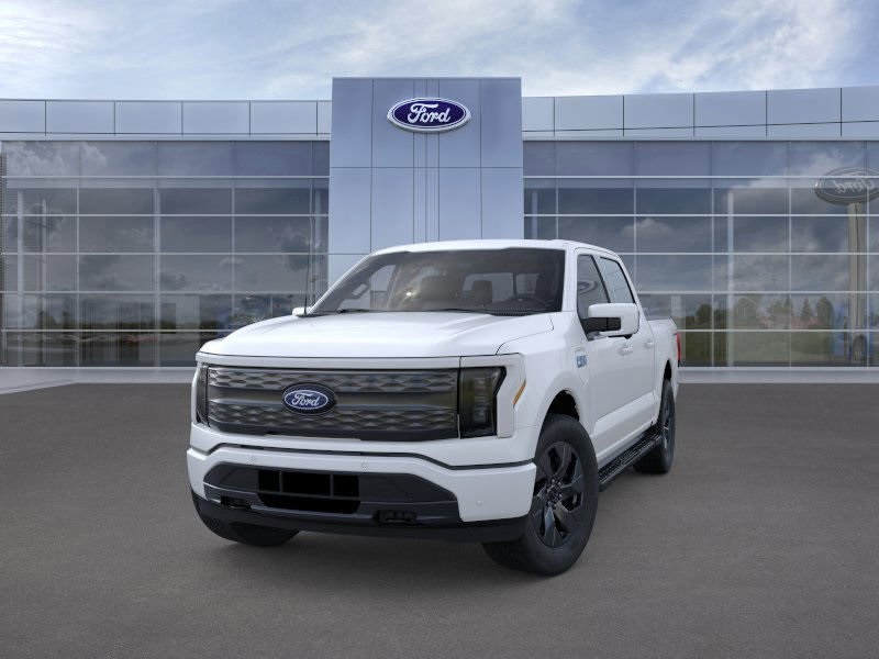 2025 Ford F-150 Lightning Lariat photo 2