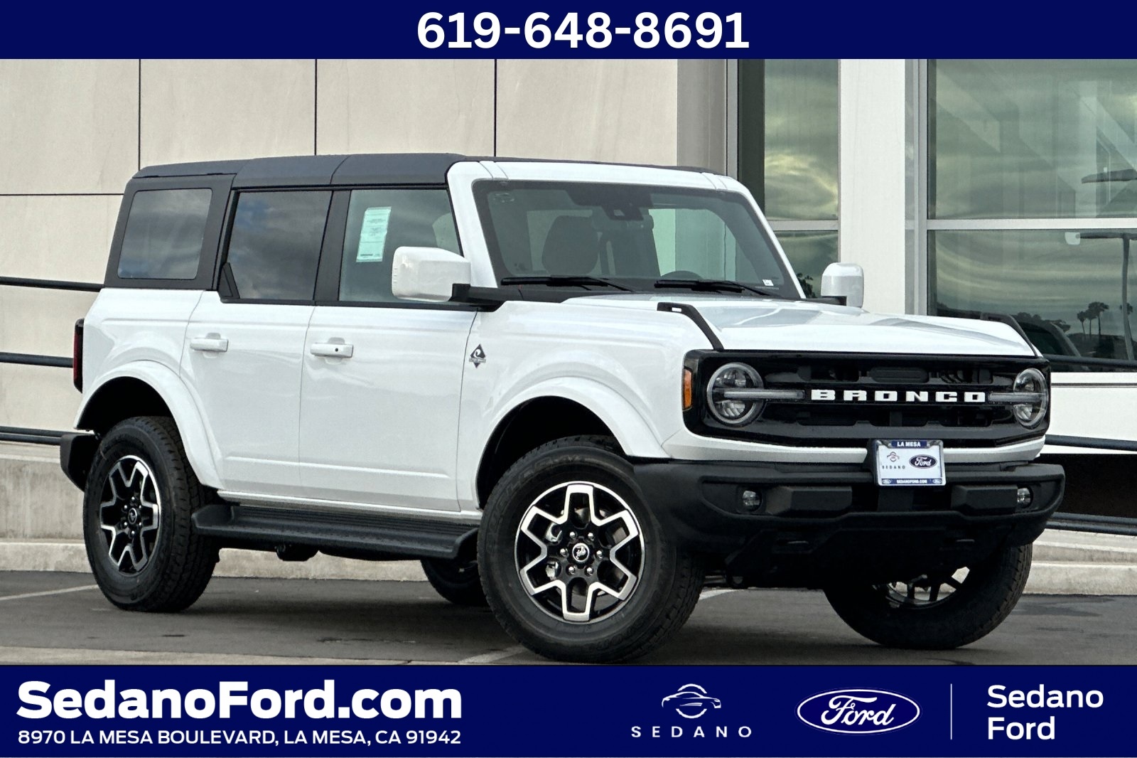 2025 Ford Bronco 4-Door Outer Banks's photo