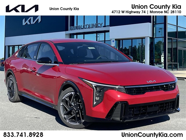 2025 Kia K4 GT-Line's photo