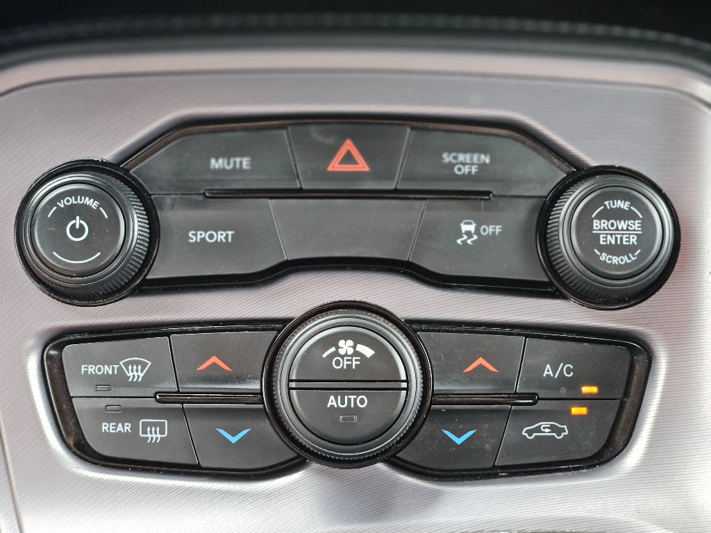 2023 Dodge Challenger SXT photo 19