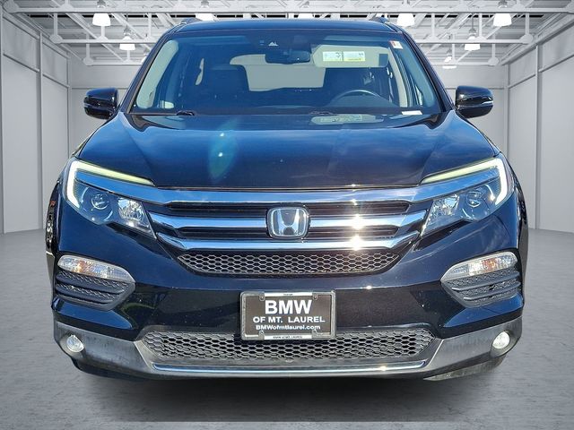 2016 Honda Pilot Elite photo 2