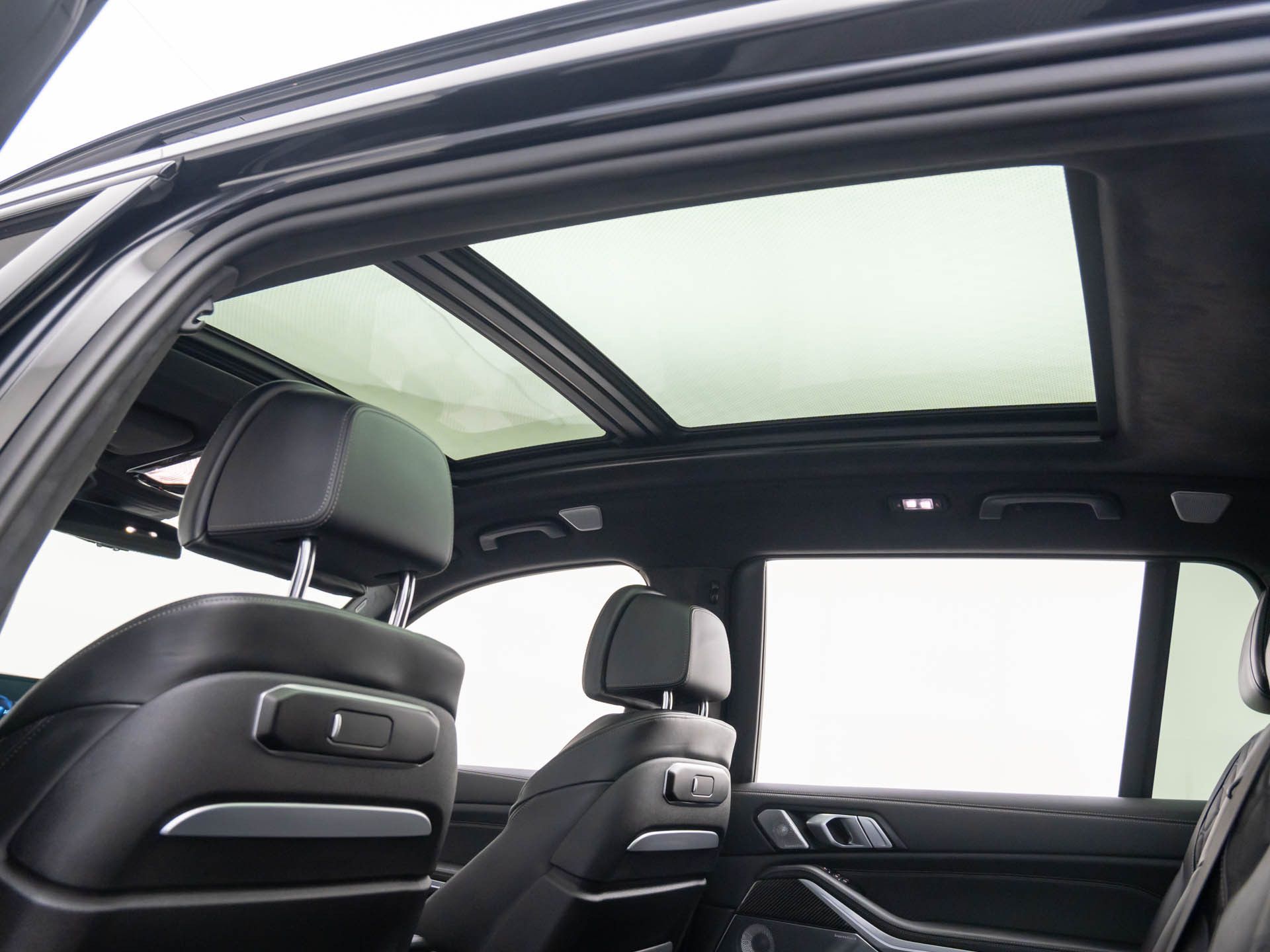 2026 Bmw X7 M60i photo 13