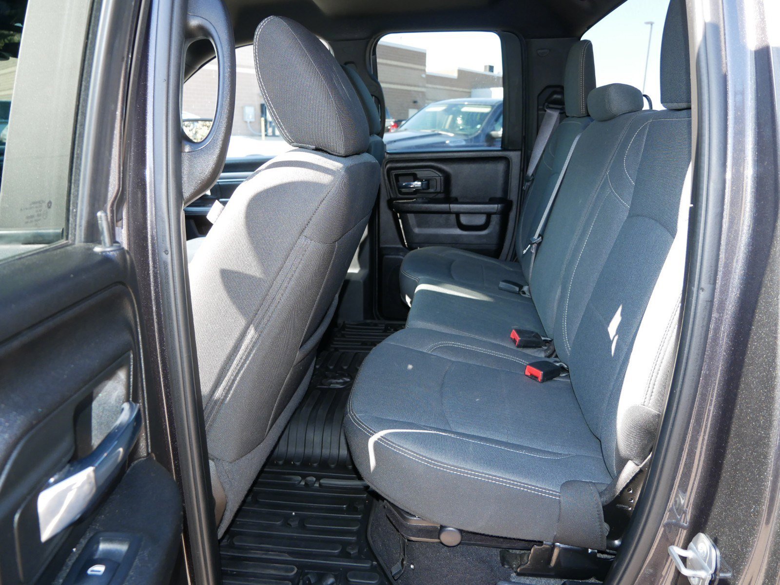 2022 Ram 1500 Classic Warlock photo 33
